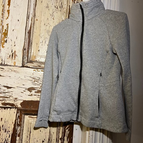 LULULEMON &go take-off fleece size 4 - Picture 7 of 9